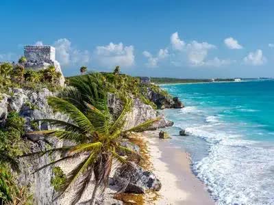 Exclusive Transport to Cancun - Uncover the magic of Mayan ruins and pristine beaches with our specialized transport service.